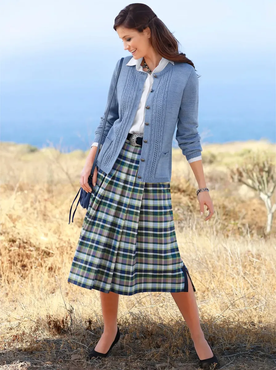 Классический кардиган Classic, цвет Bleu-Meliert
Классический кардиган Classic, цвет Bleu-Meliert