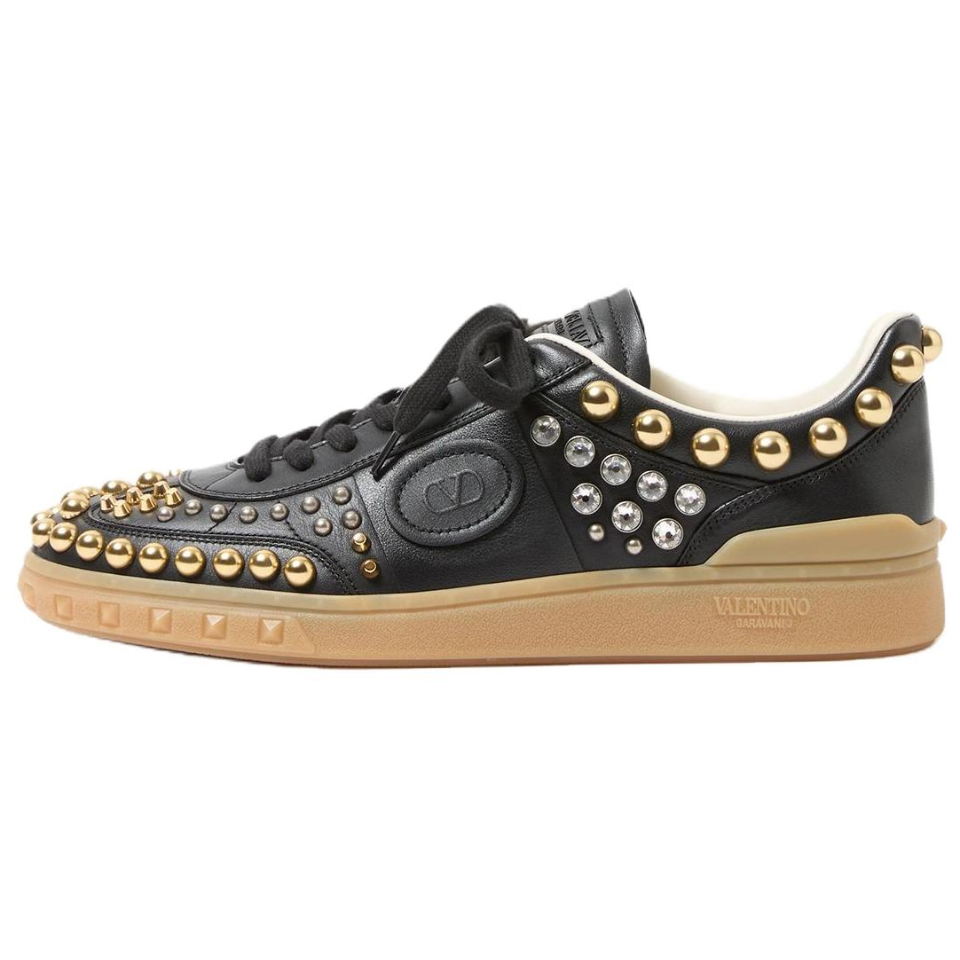 Valentino UPVILLAGE Garavani Кожаные низкие кроссовки для скейтбординга мужские черные
Valentino UPVILLAGE Garavani Кожаные низкие кроссовки для скейтбординга мужские черные