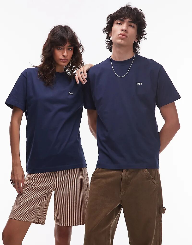 Футболка Vans с логотипом на левой груди, классический крой, темно-синего цвета
Футболка Vans с логотипом на левой груди, классический крой, темно-синего цвета