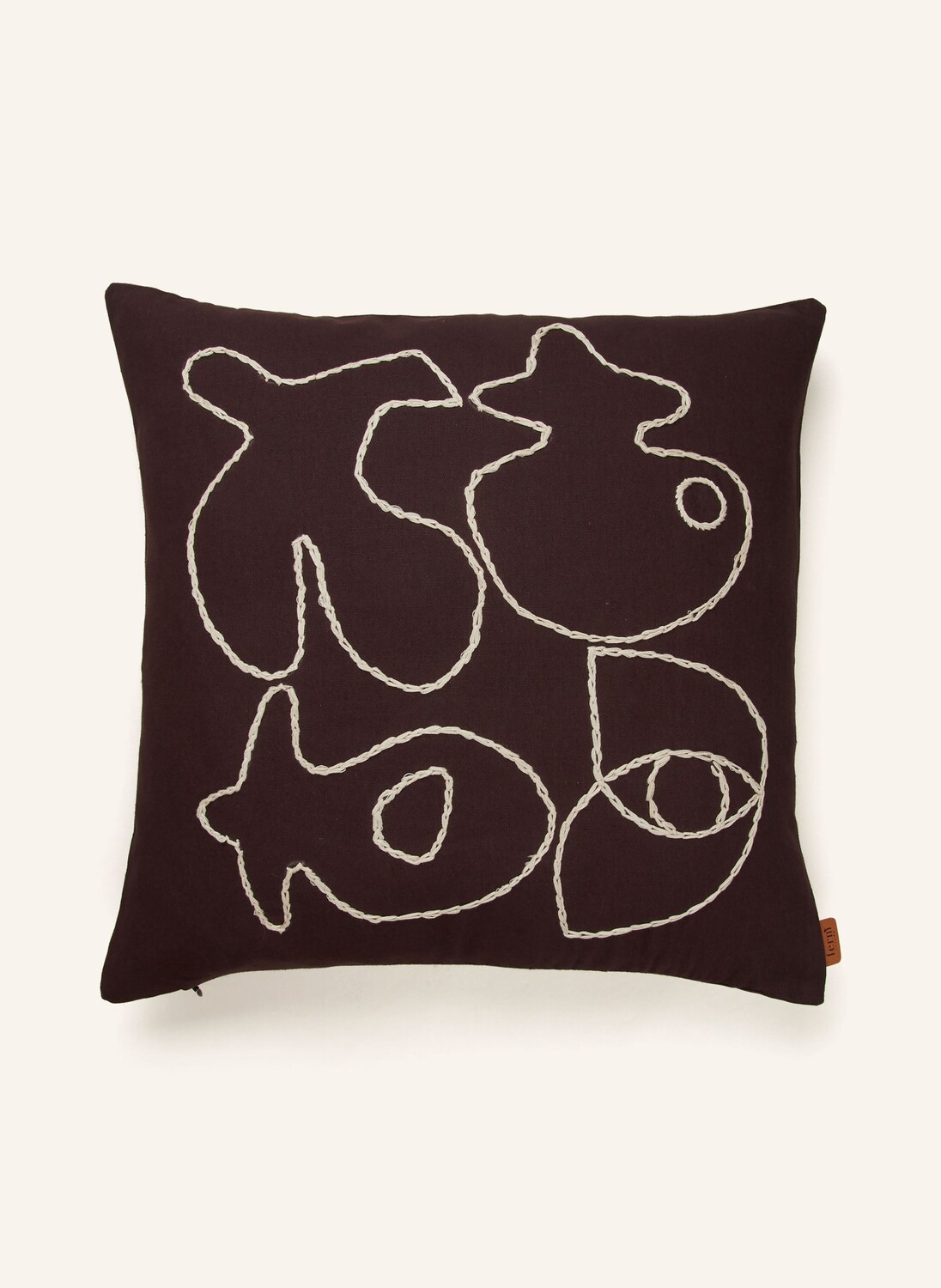 Декоративная подушка Ferm Living FIGURE mit Daunenfüllung, 48x48 см, цвет dunkelbraun/ecru
Декоративная подушка Ferm Living FIGURE mit Daunenfüllung, 48x48 см, цвет dunkelbraun/ecru