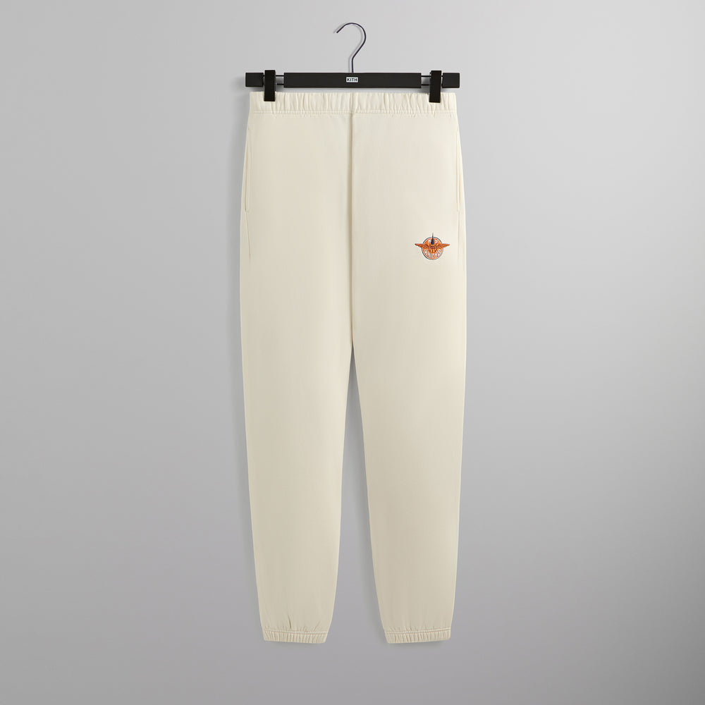 Брюки Kith for the New York Knicks Wingman Vintage Nelson Sweatpant, цвет Sandri
Брюки Kith for the New York Knicks Wingman Vintage Nelson Sweatpant, цвет Sandri