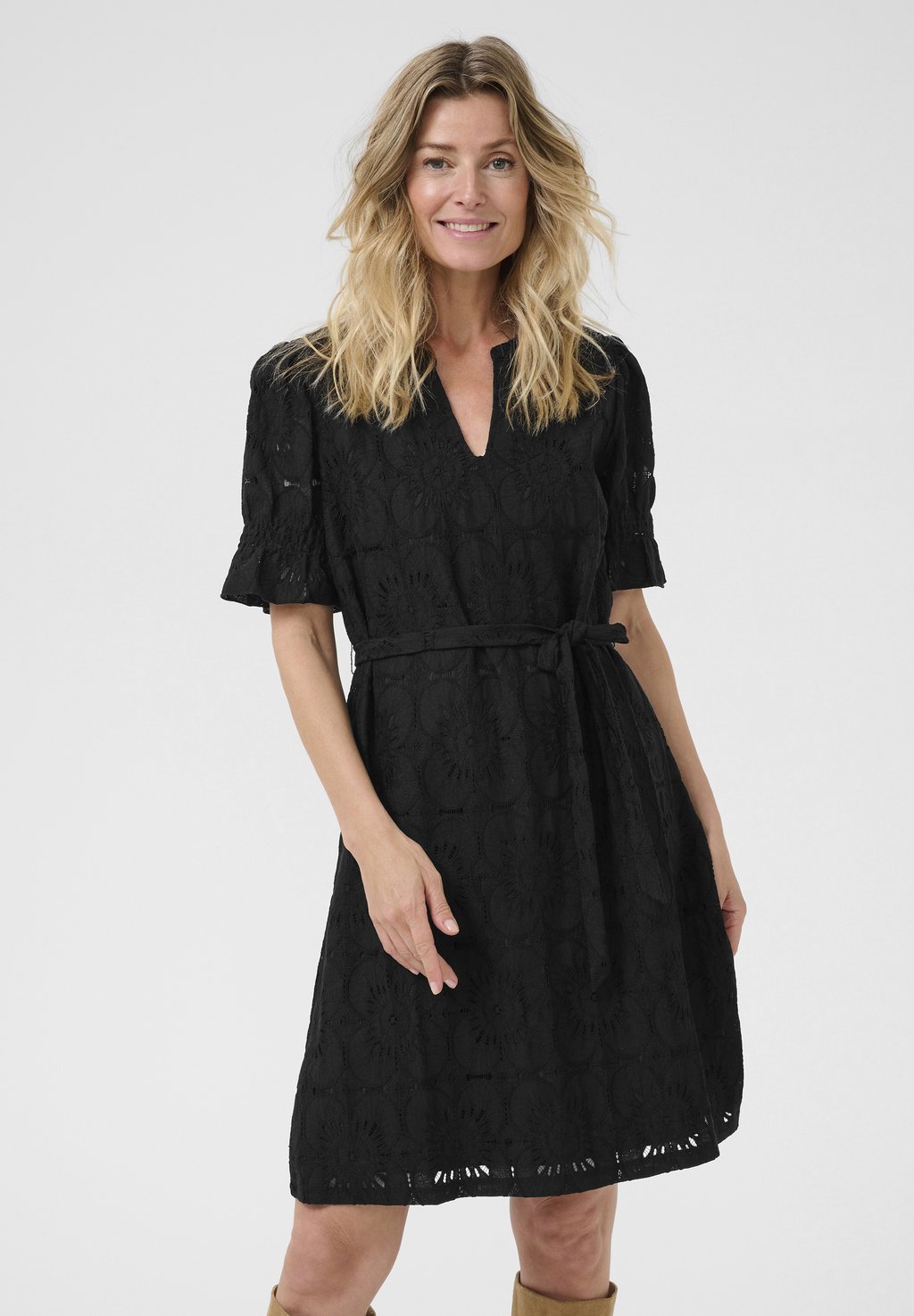 Повседневное платье LIBBY Cream, черный
Повседневное платье LIBBY Cream, черный