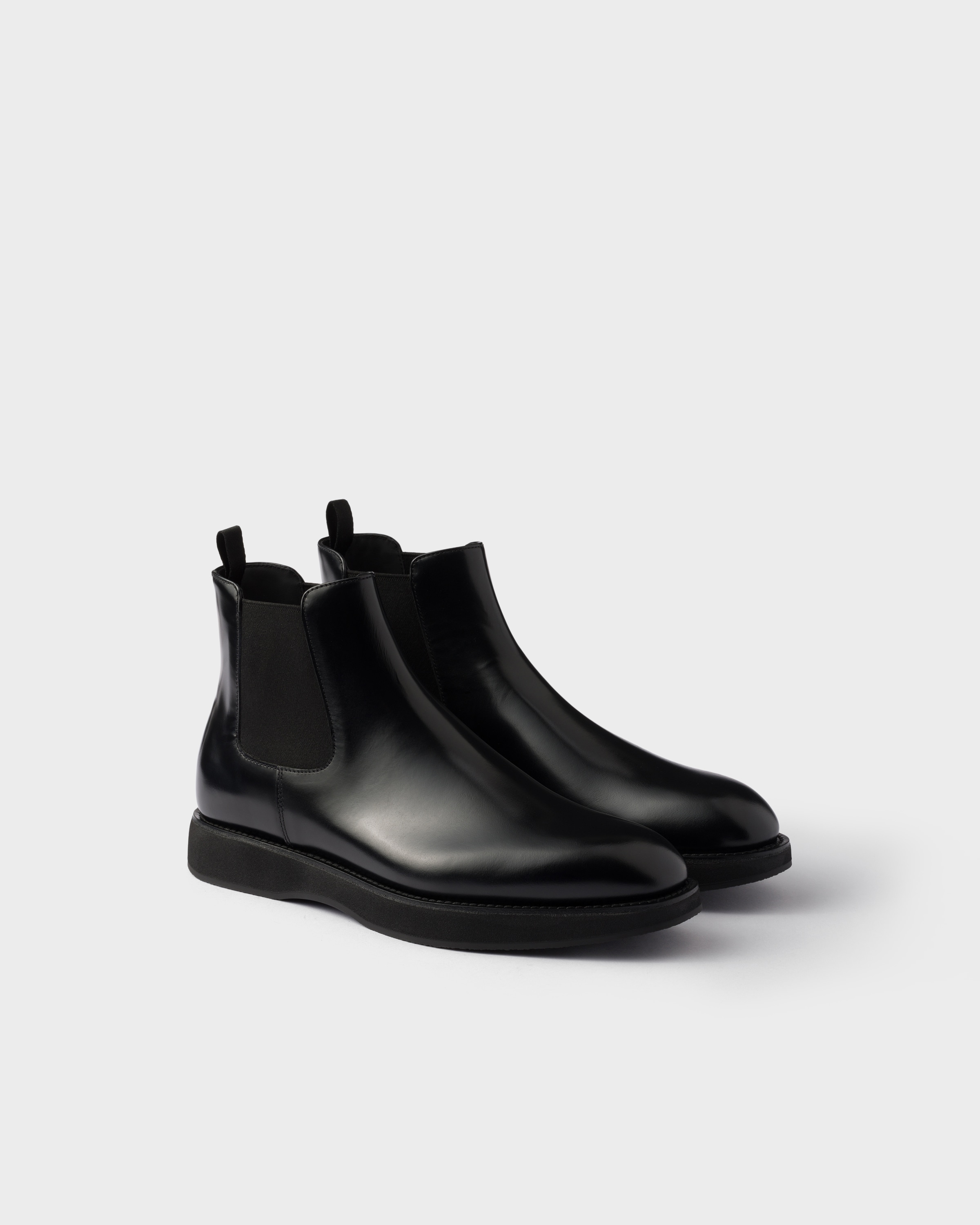 Челси из полированной кожи Prada, черный
Челси из полированной кожи Prada, черный