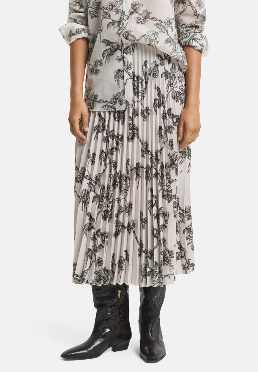 Юбка GANT MIDI TREE PRINT , Green Lagoon/Green
Юбка GANT MIDI TREE PRINT , Green Lagoon/Green