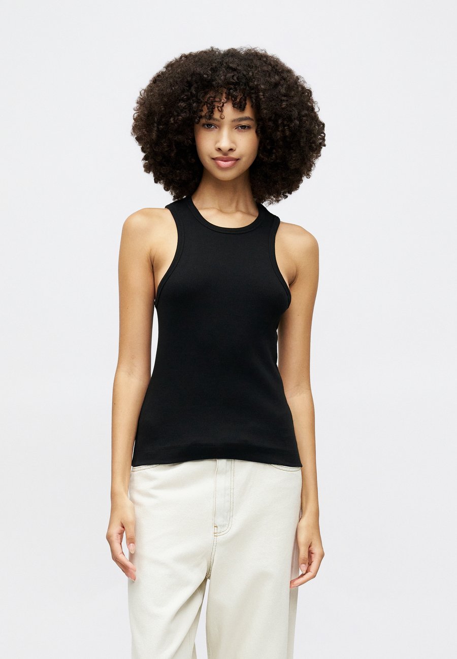 Топ DAY Birger et Mikkelsen ALISSON CLASSIC, Black
Топ DAY Birger et Mikkelsen ALISSON CLASSIC, Black