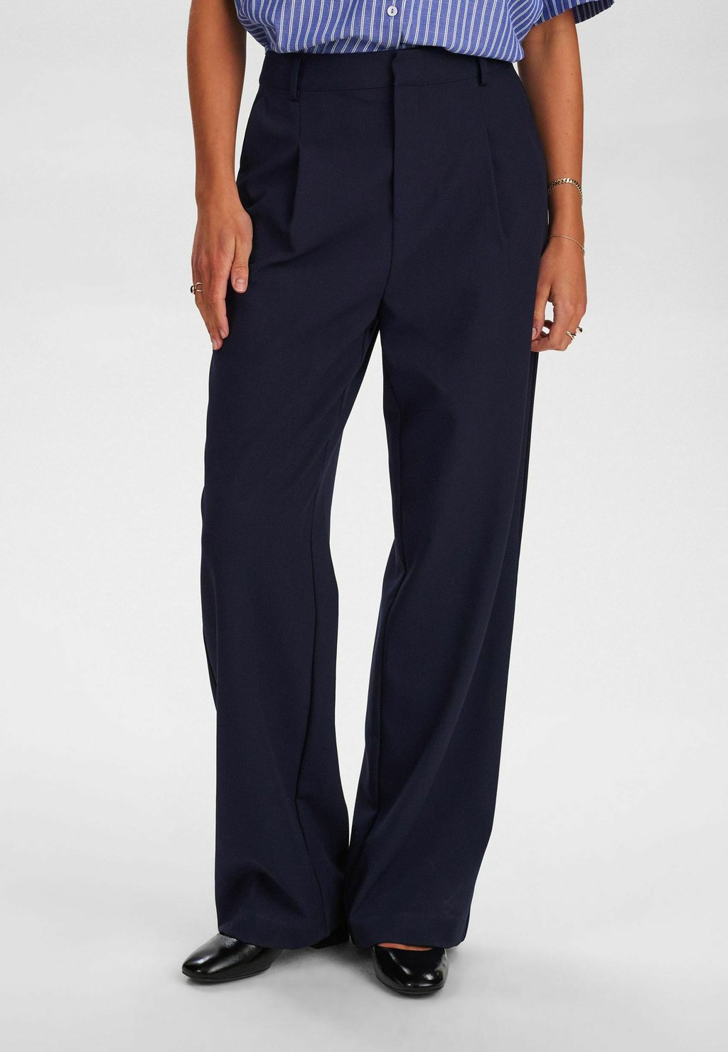 Брюки NUMATHY Nümph, темно-синий
Брюки NUMATHY Nümph, темно-синий