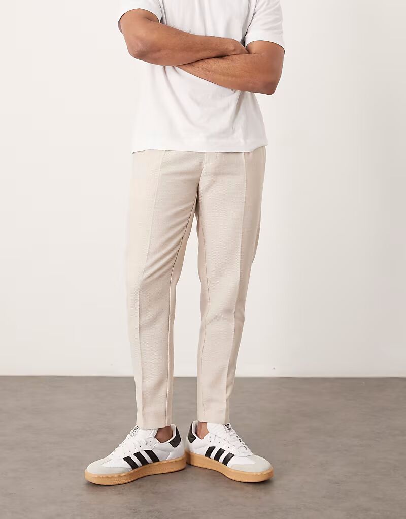 Зауженные брюки из смеси шерсти со складкой спереди, песочного цвета Asos Design
Зауженные брюки из смеси шерсти со складкой спереди, песочного цвета Asos Design