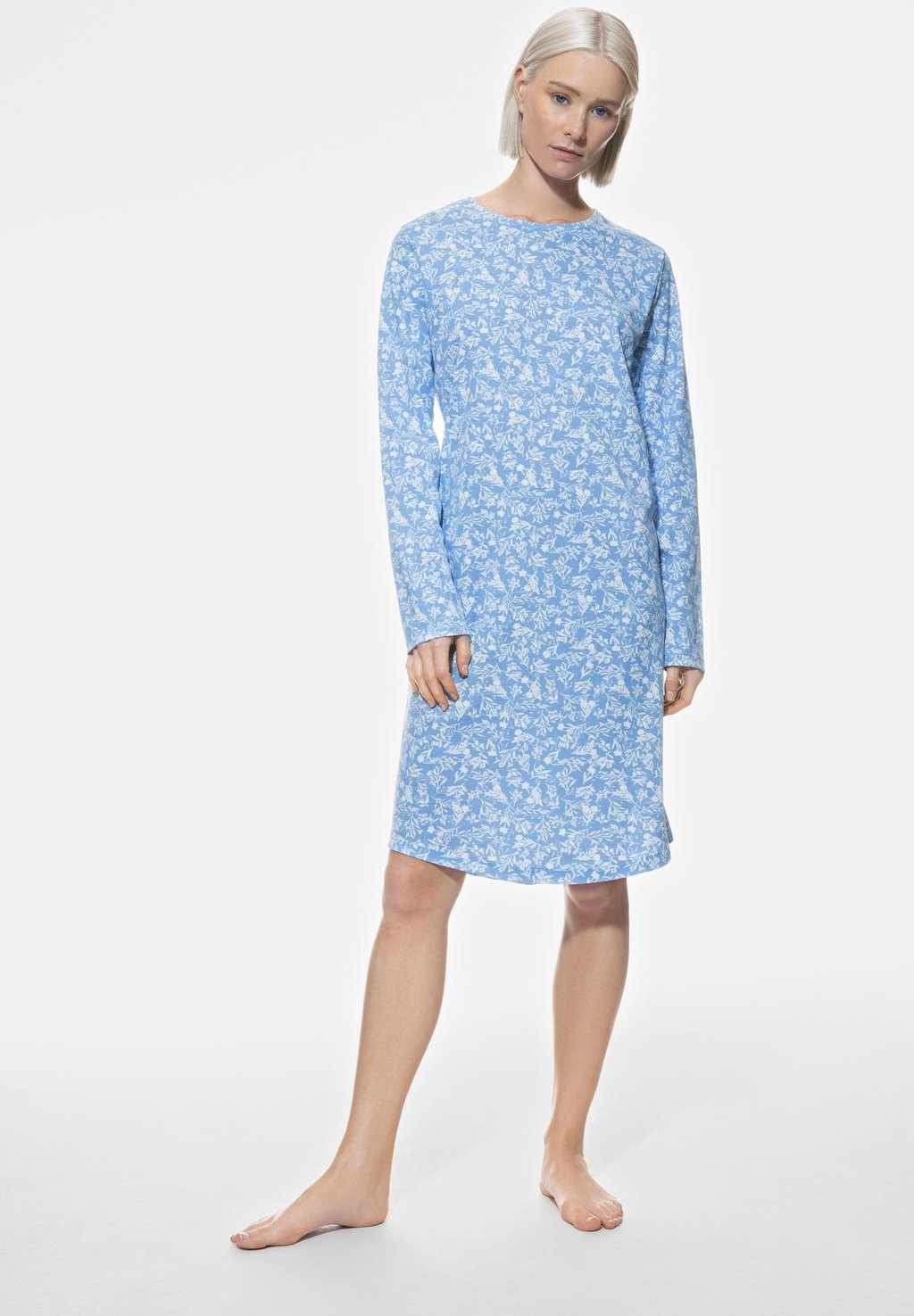 Ночная рубашка SERIE FLOWER MEADOW mey, светло-голубой
Ночная рубашка SERIE FLOWER MEADOW mey, светло-голубой