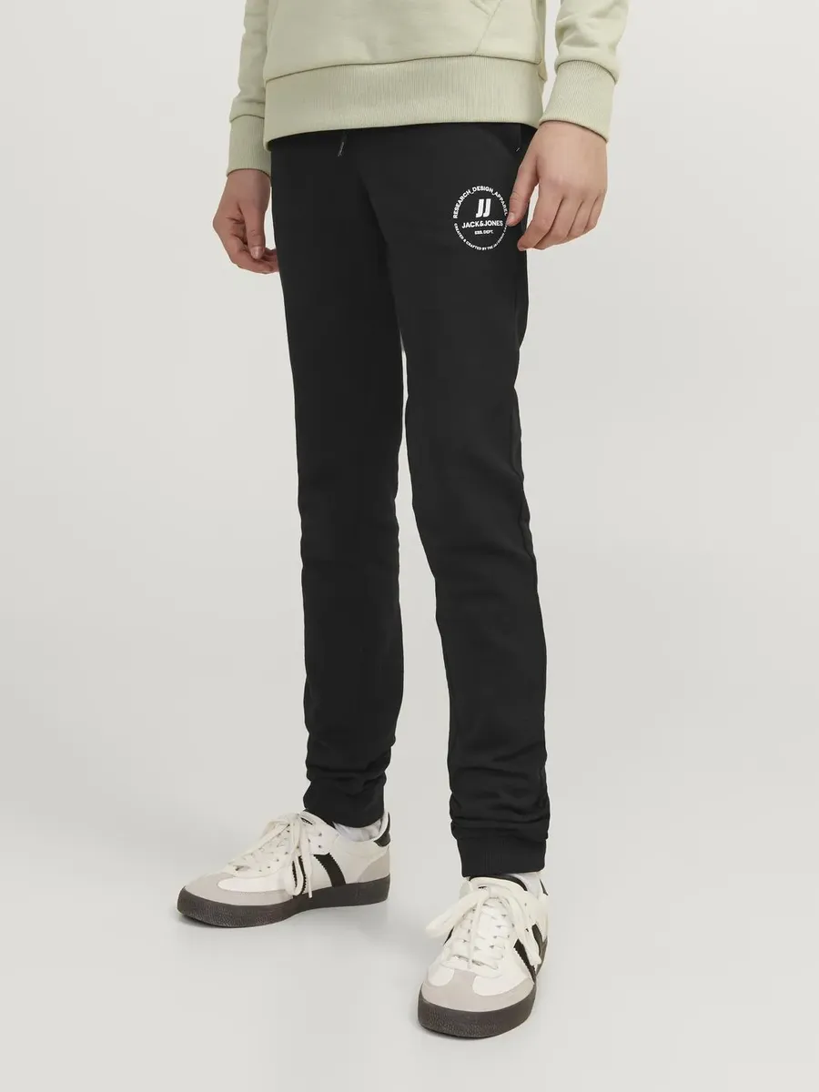 Детские спортивные штаны Jack & Jones "JPSTGORDON JJSWIFT SEAT PANTS NOOS JNR" Jack & Jones Junior, черный
Детские спортивные штаны Jack & Jones "JPSTGORDON JJSWIFT SEAT PANTS NOOS JNR" Jack & Jones Junior, черный