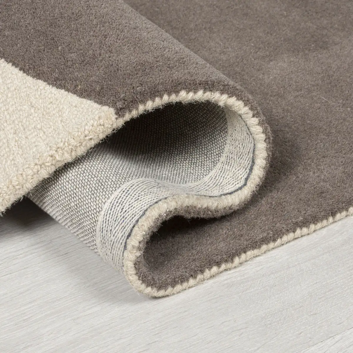 FLAIR RUGS шерстяной ковер "Glow", прямоугольный, подходит для пола с подогревом, с эффектом "высокий-низкий", с рисунком 200х290 см, охра
FLAIR RUGS шерстяной ковер "Glow", прямоугольный, подходит для пола с подогревом, с эффектом "высокий-низкий", с рисунком 200х290 см, охра