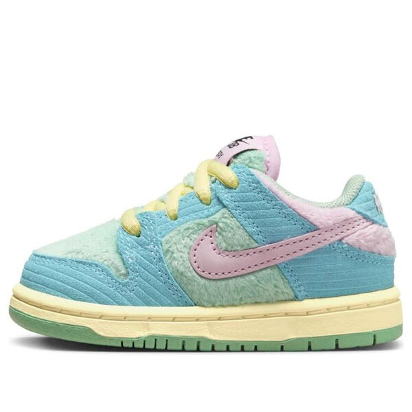 Кроссовки x verdy sb dunk low Nike, голубой
Кроссовки x verdy sb dunk low Nike, голубой