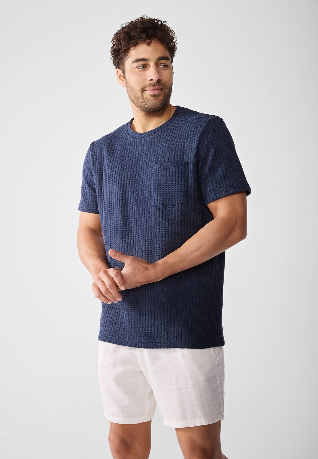 Базовая футболка Pier One by Zalando, темно-синий 
Базовая футболка Pier One by Zalando, темно-синий