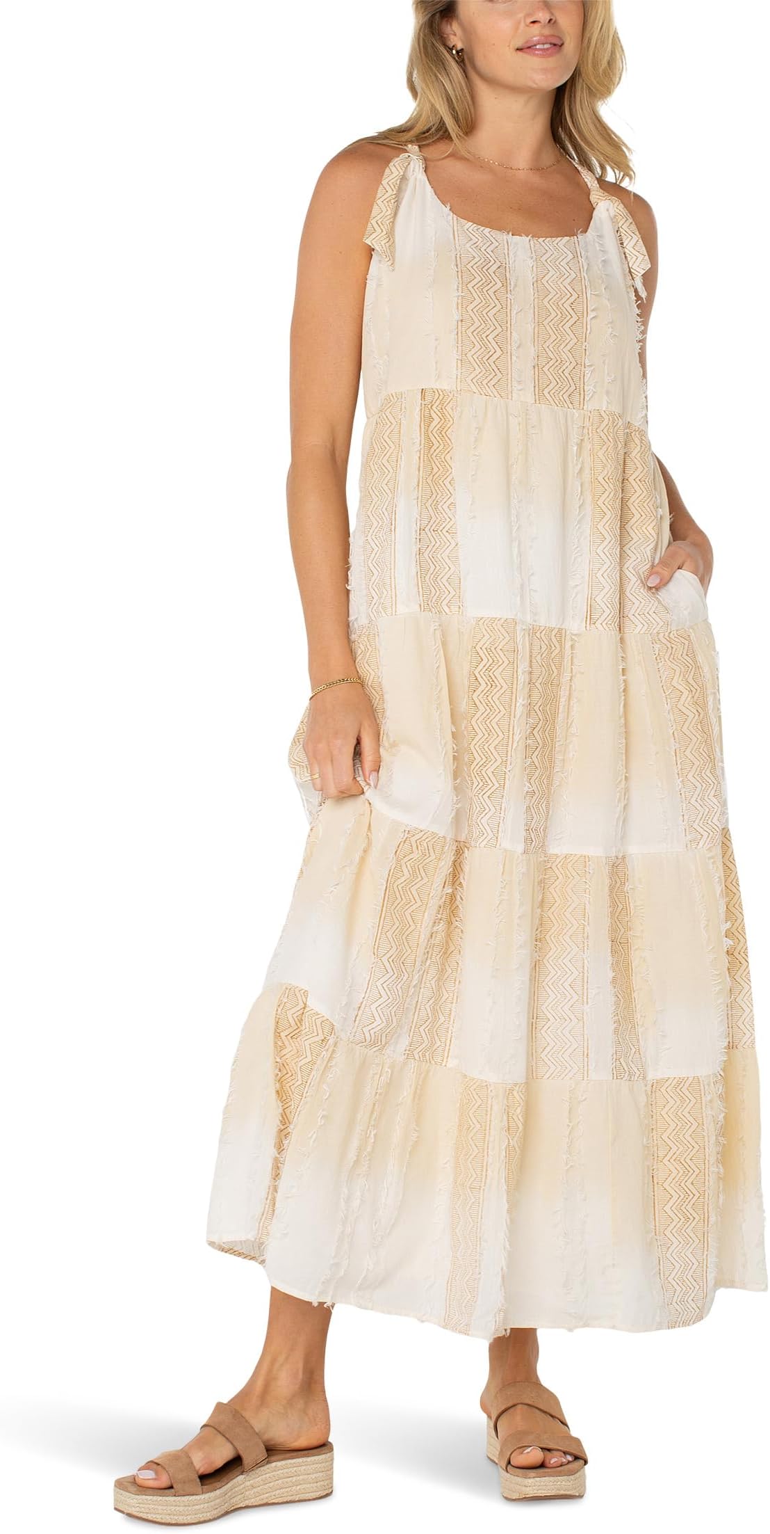 Платье Liverpool Los Angeles Tie Strap Easy Fit Woven Maxi Dress, Brown/Cream Chevron Stripe
Платье Liverpool Los Angeles Tie Strap Easy Fit Woven Maxi Dress, Brown/Cream Chevron Stripe