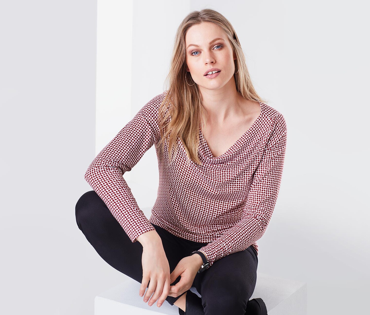 Рубашка с вырезом-водопадом Tchibo
Рубашка с вырезом-водопадом Tchibo