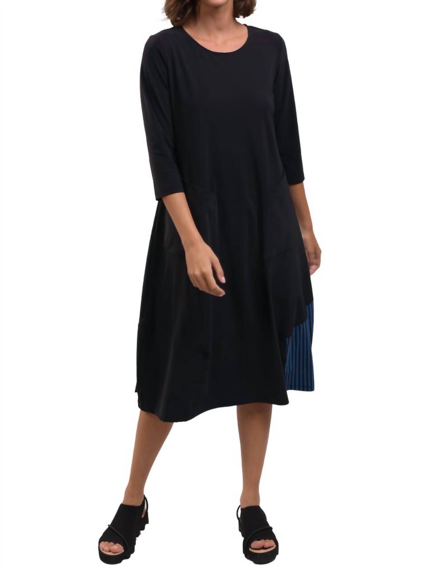 Платье Tekbika в полоску океан ALEMBIKA, Ocean
Платье Tekbika в полоску океан ALEMBIKA, Ocean