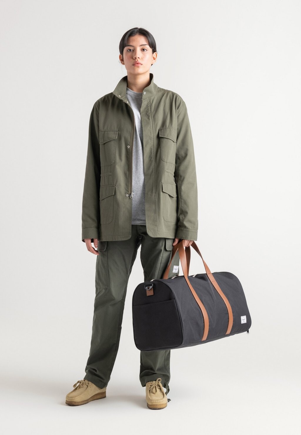 Дорожная сумка Novel Herschel, цвет camel
Дорожная сумка Novel Herschel, цвет camel