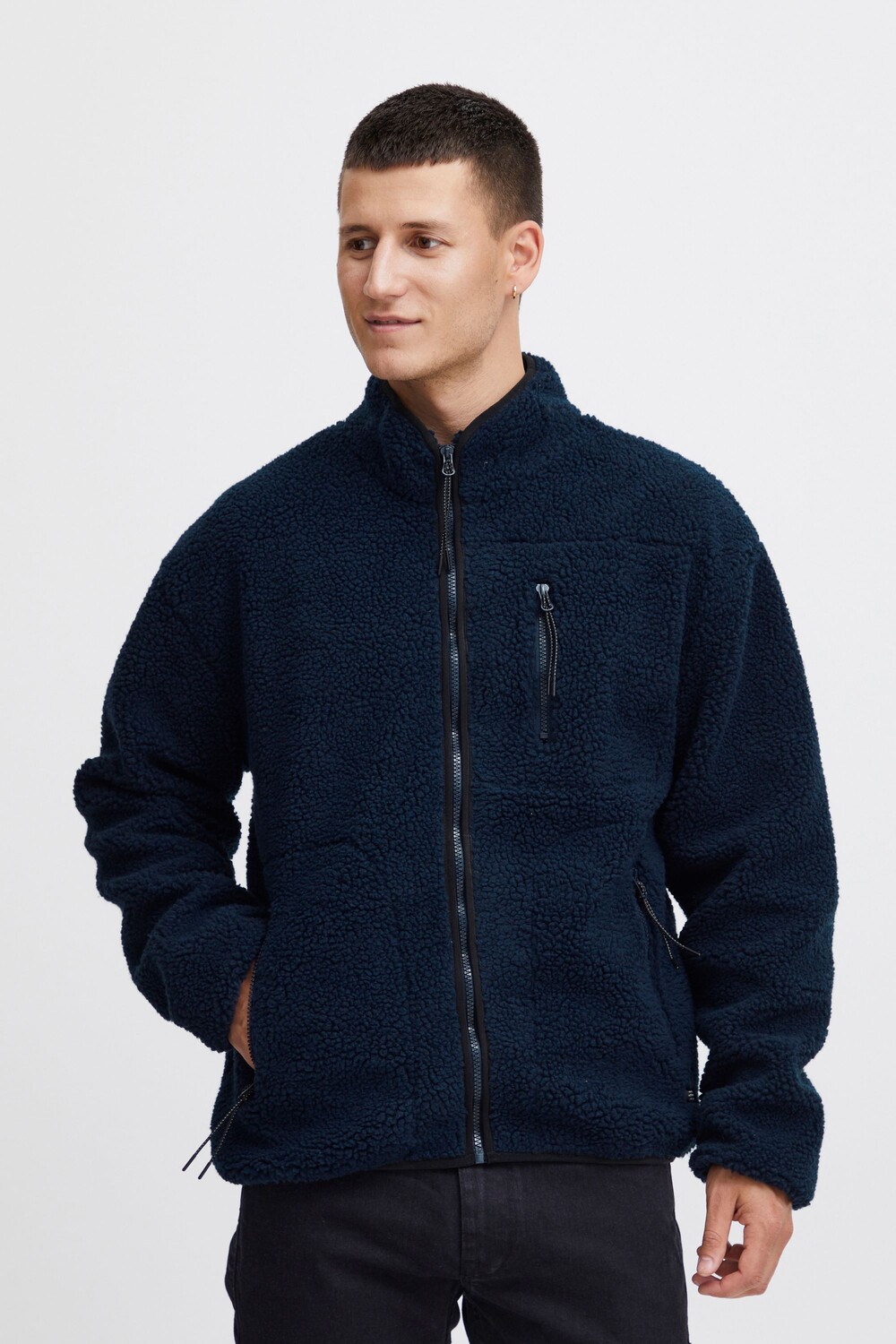 Толстовка BLEND Kapuzensweatjacke BH 20715798, синий
Толстовка BLEND Kapuzensweatjacke BH 20715798, синий