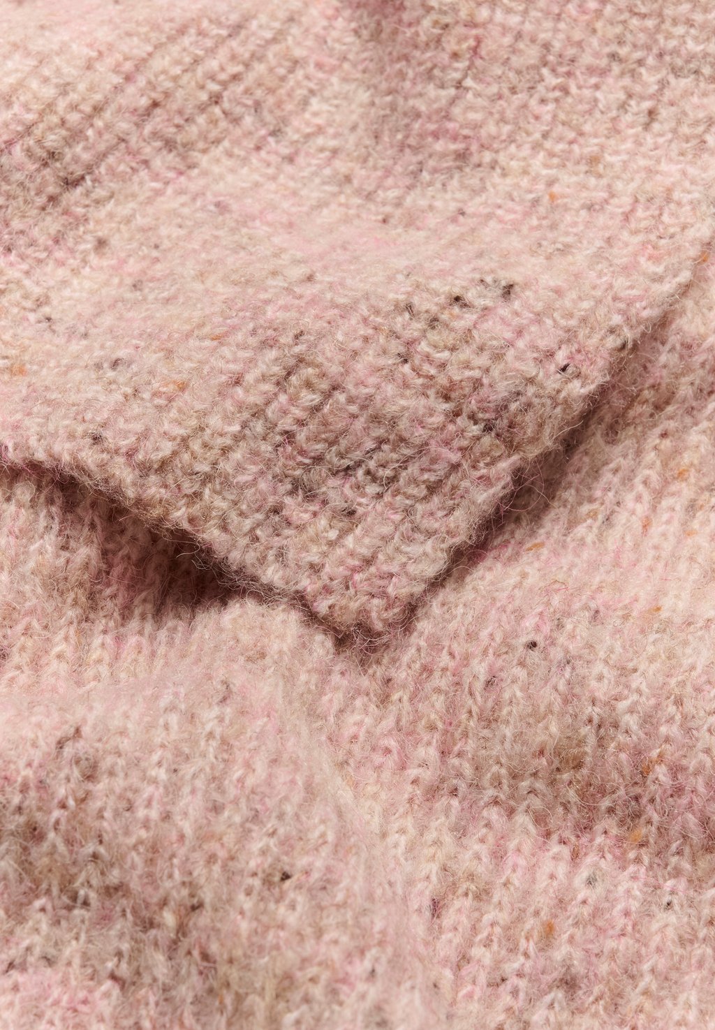 Шарф KAFIKA Kaffe, светло-розовый
Шарф KAFIKA Kaffe, светло-розовый