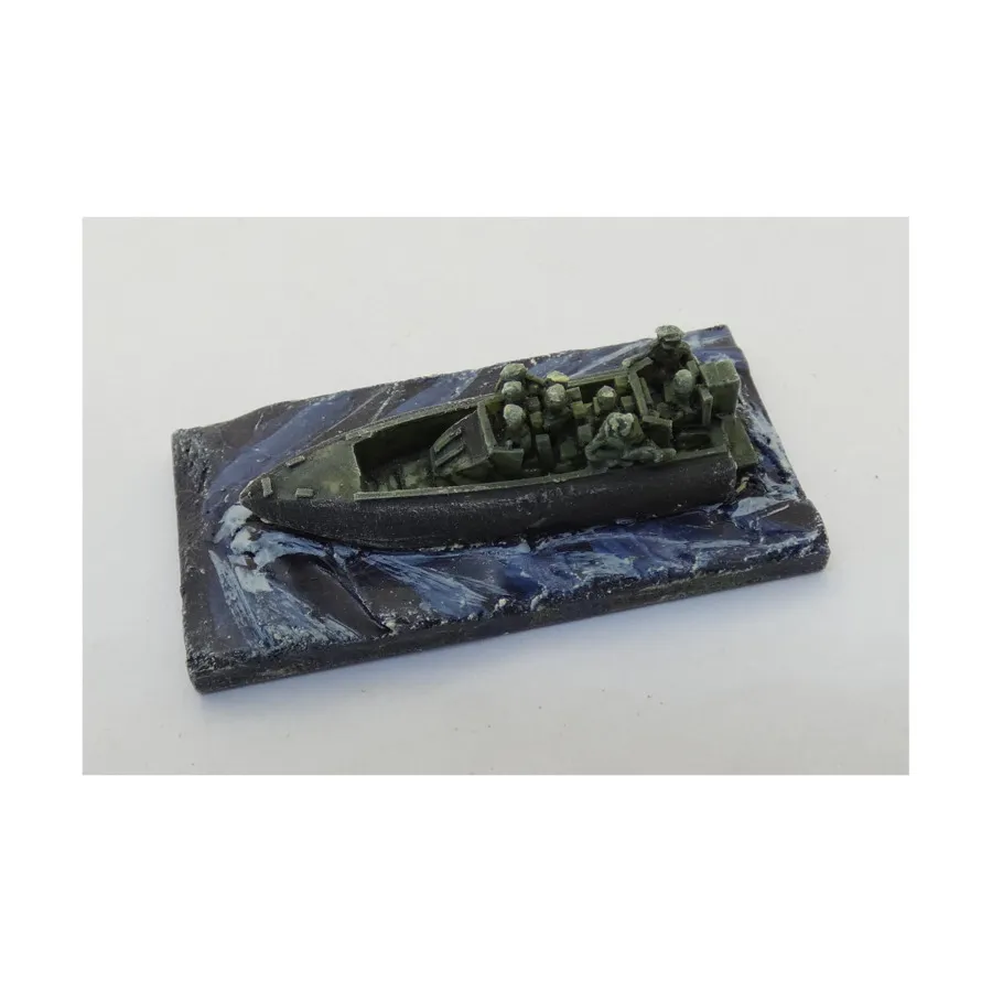 Современный британский ORC Raider с пассажирами, Ship to Shore (1:300)
Современный британский ORC Raider с пассажирами, Ship to Shore (1:300)