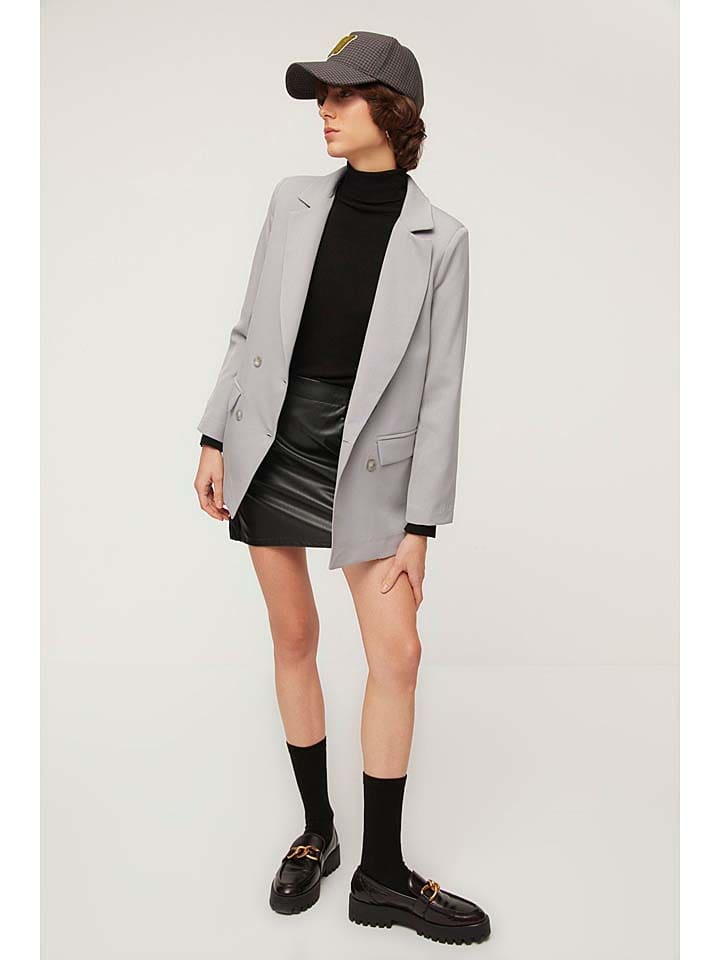 Блейзер trendyol Blazer, серый
Блейзер trendyol Blazer, серый