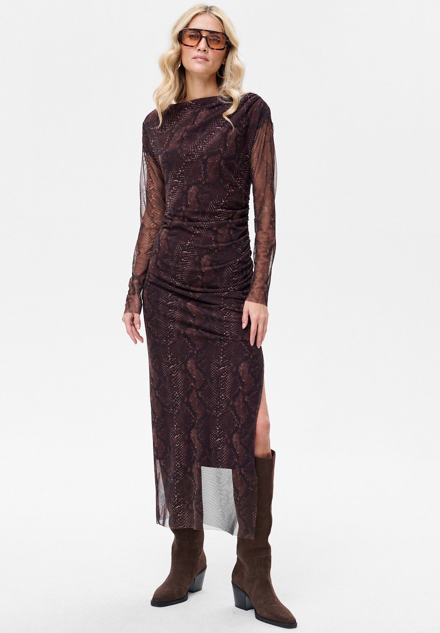 Платье blue shadow MINELLI, Brown
Платье blue shadow MINELLI, Brown