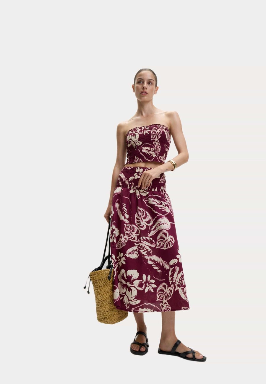 Блуза Marks & Spencer SHIRRED BANDEAU, Purple Mix/Mottled Purple
Блуза Marks & Spencer SHIRRED BANDEAU, Purple Mix/Mottled Purple