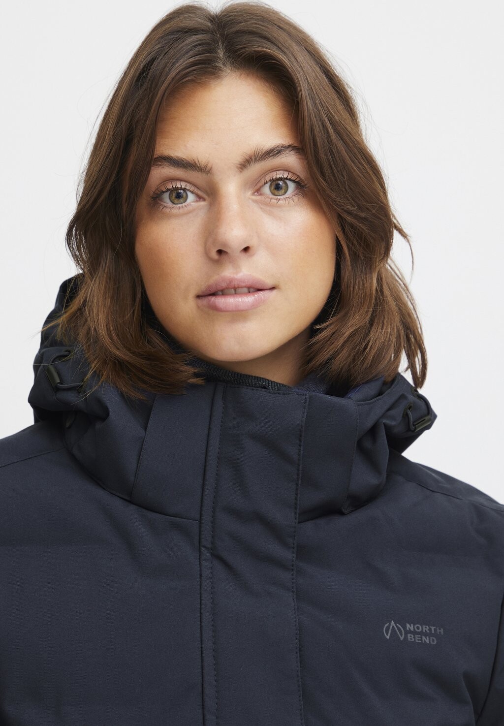 Зимнее пальто NORTH BEND NBMARTA W W-PRO 5.000 WITH WATERPROOF COATING North Bend, синий
Зимнее пальто NORTH BEND NBMARTA W W-PRO 5.000 WITH WATERPROOF COATING North Bend, синий