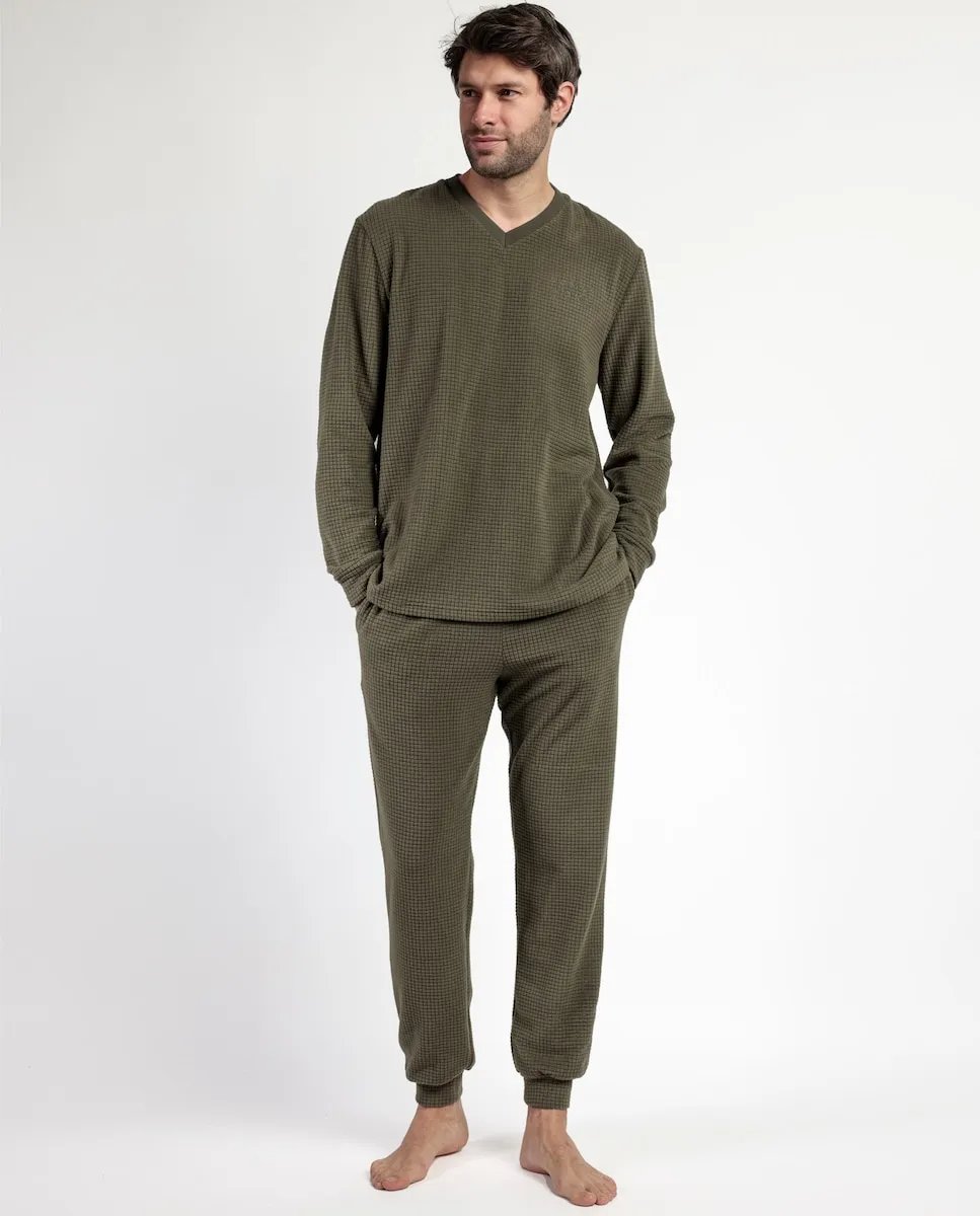 Мужская пижама длинная из специальной ткани с голубой текстурой Admas
Мужская пижама длинная из специальной ткани с голубой текстурой Admas