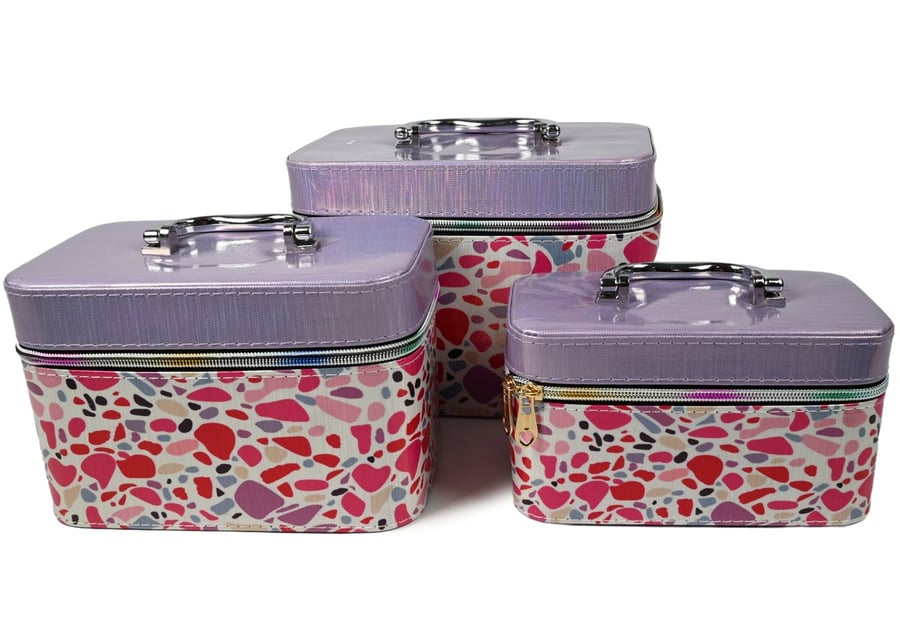 Набор кейсов, органайзер для косметики, чемодан 3 в 1, разные цвета Midex
Набор кейсов, органайзер для косметики, чемодан 3 в 1, разные цвета Midex