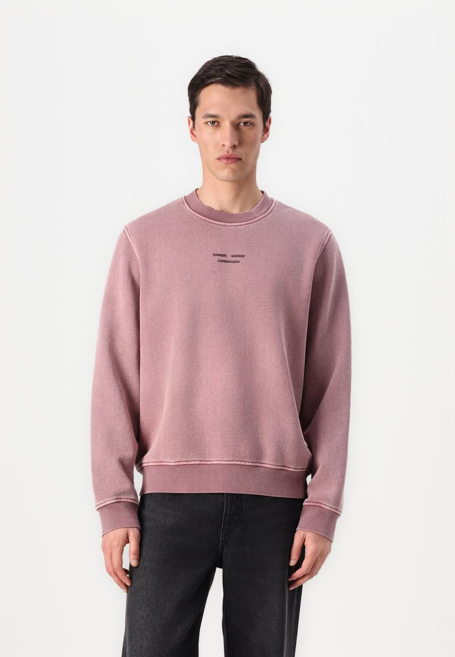 Толстовка Samsøe Samsøe MARCUS, Grape Shake/Berry
Толстовка Samsøe Samsøe MARCUS, Grape Shake/Berry