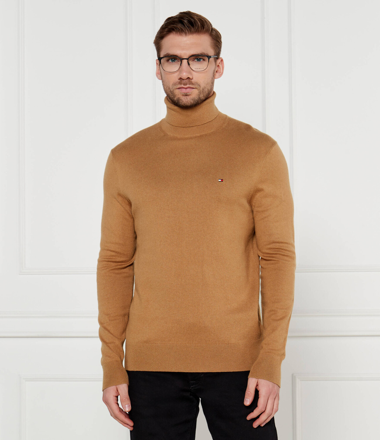 Свитер Tommy Hilfiger PIMA Regular Fit, коричневый
Свитер Tommy Hilfiger PIMA Regular Fit, коричневый