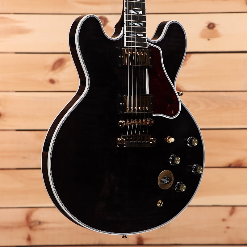 Электрогитара Gibson B.B. King Lucille Legacy - Transparent Ebony - CS301972 - PLEK'd
Электрогитара Gibson B.B. King Lucille Legacy - Transparent Ebony - CS301972 - PLEK'd