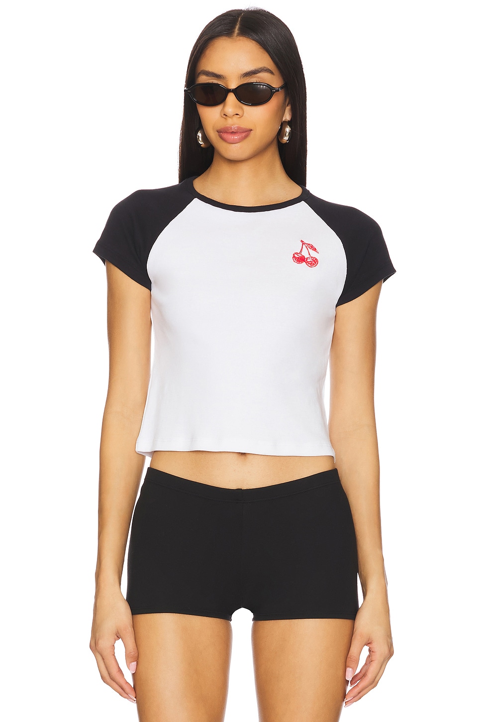 Футболка реглан Cherry baby от Junk Food, black & white
Футболка реглан Cherry baby от Junk Food, black & white