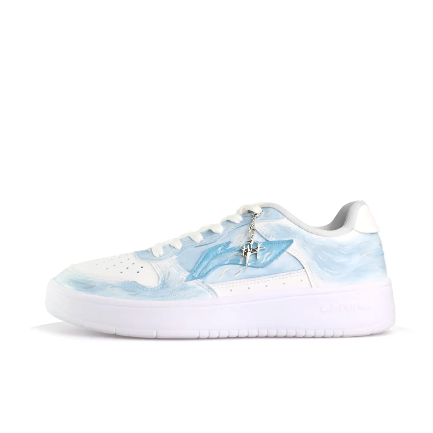 LINING Лининг Понтон Боутс нескользящие, износостойкие, легкие низкие кеды унисекс бело-синие, цвет White Blue
LINING Лининг Понтон Боутс нескользящие, износостойкие, легкие низкие кеды унисекс бело-синие, цвет White Blue