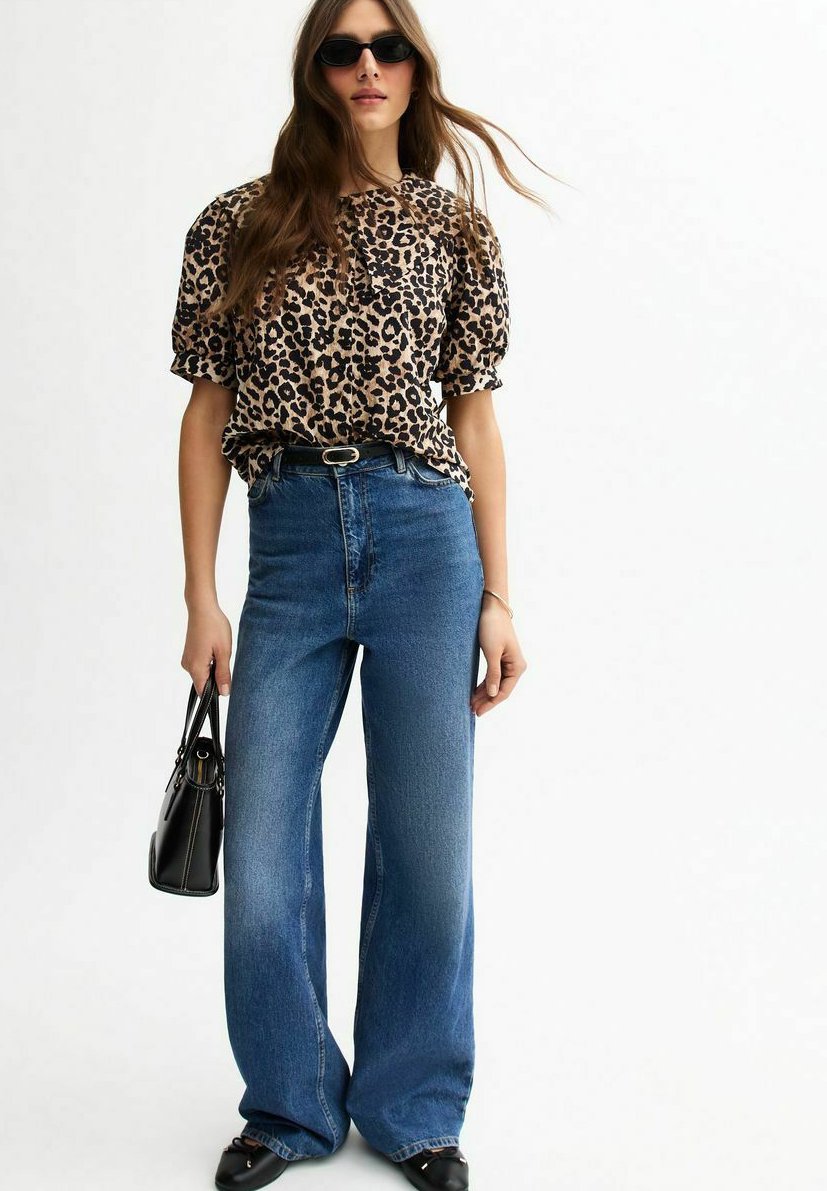 Блуза New Look LEOPARD PRINT OVERSIZED COLLAR, Brown Pattern/Brown
Блуза New Look LEOPARD PRINT OVERSIZED COLLAR, Brown Pattern/Brown