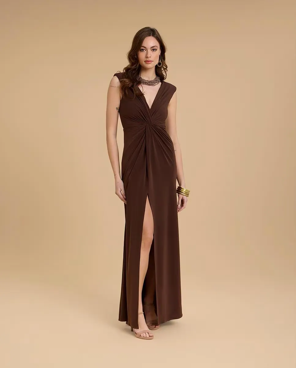 Длинное платье с узлом и разрезом Veneno en la piel, коричневый
Длинное платье с узлом и разрезом Veneno en la piel, коричневый