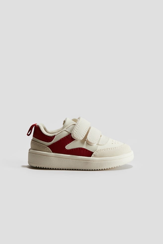 Кроссовки в стиле колор блок H&M, белый
Кроссовки в стиле колор блок H&M, белый