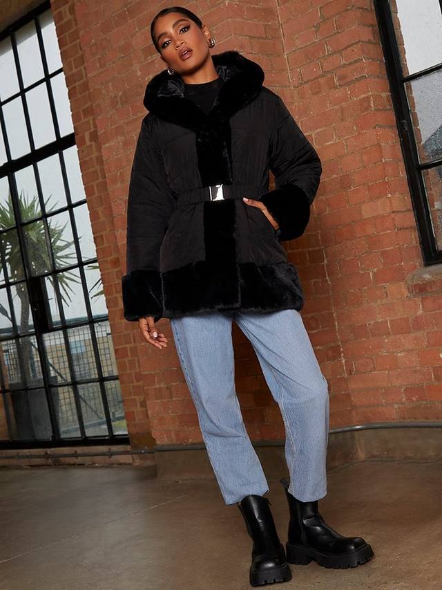 Пальто с поясом из искусственного меха Chi Chi London, черный
Пальто с поясом из искусственного меха Chi Chi London, черный