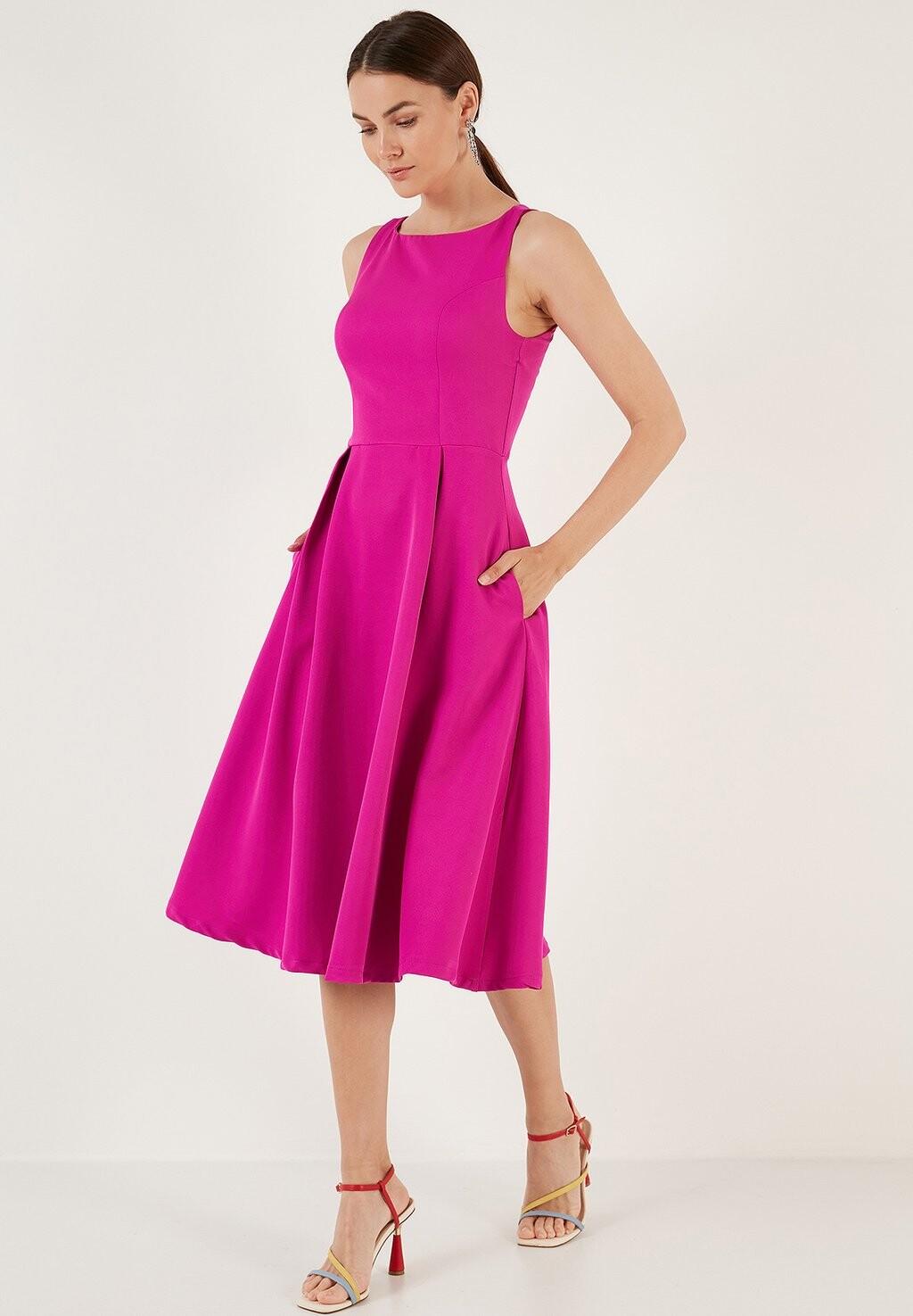 Повседневное платье CREW NECK PLEATED MIDI LELA, розовый
Повседневное платье CREW NECK PLEATED MIDI LELA, розовый