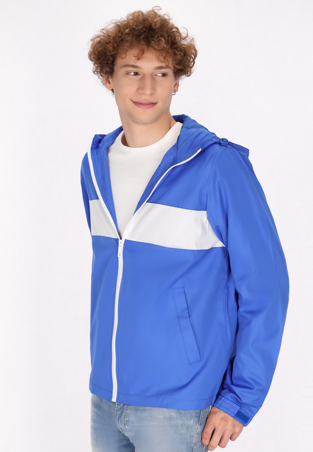 Куртка для активного отдыха Mo, синий
Куртка для активного отдыха Mo, синий