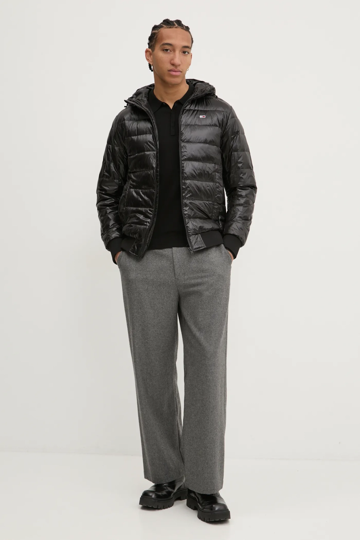 Пуховик мужской Tommy Jeans, черный
Пуховик мужской Tommy Jeans, черный