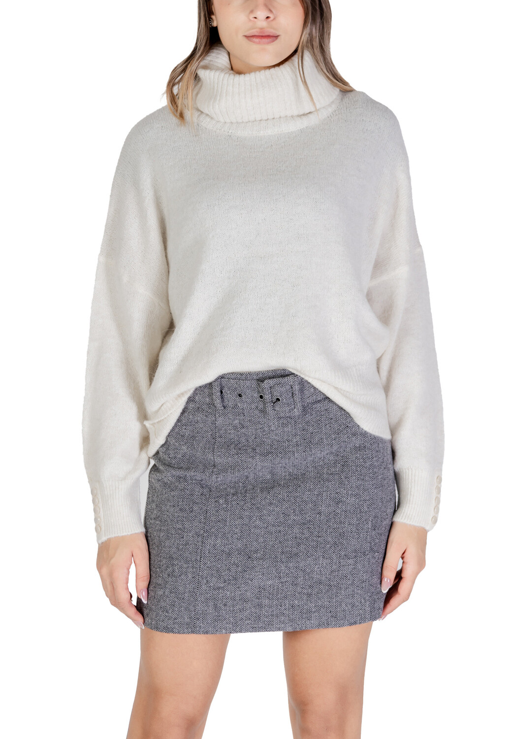 Джемпер ICHI с высоким воротником, белый
Джемпер ICHI с высоким воротником, белый