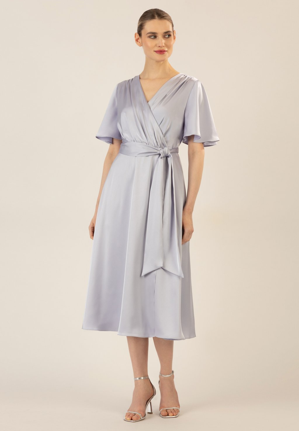 Коктейльное/вечернее платье MIDI Apart, светло-голубой
Коктейльное/вечернее платье MIDI Apart, светло-голубой