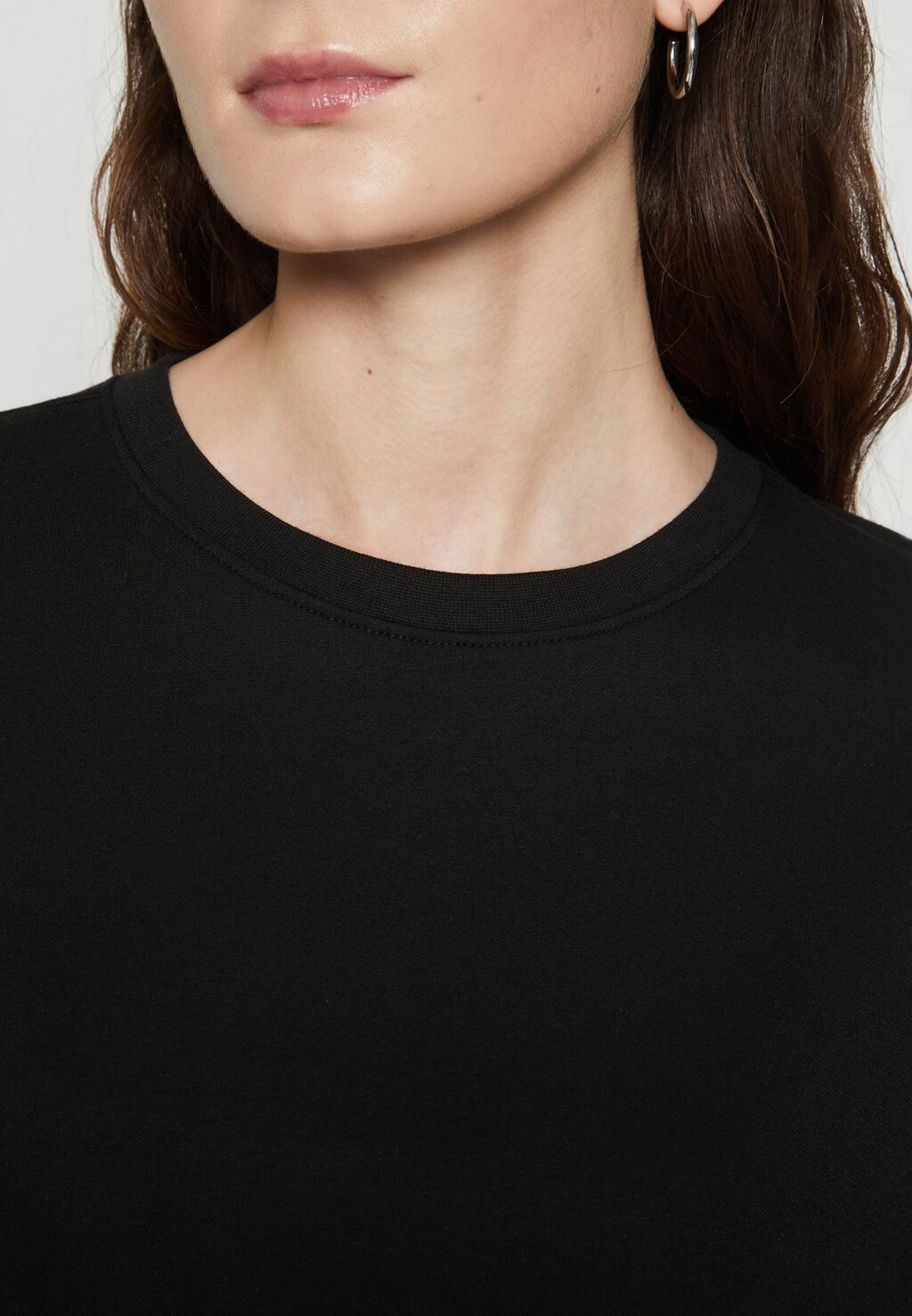 Базовая футболка Noos Pieces, черная, Черный, Базовая футболка Noos Pieces, черная
Базовая футболка Noos Pieces, черная, Черный, Базовая футболка Noos Pieces, черная