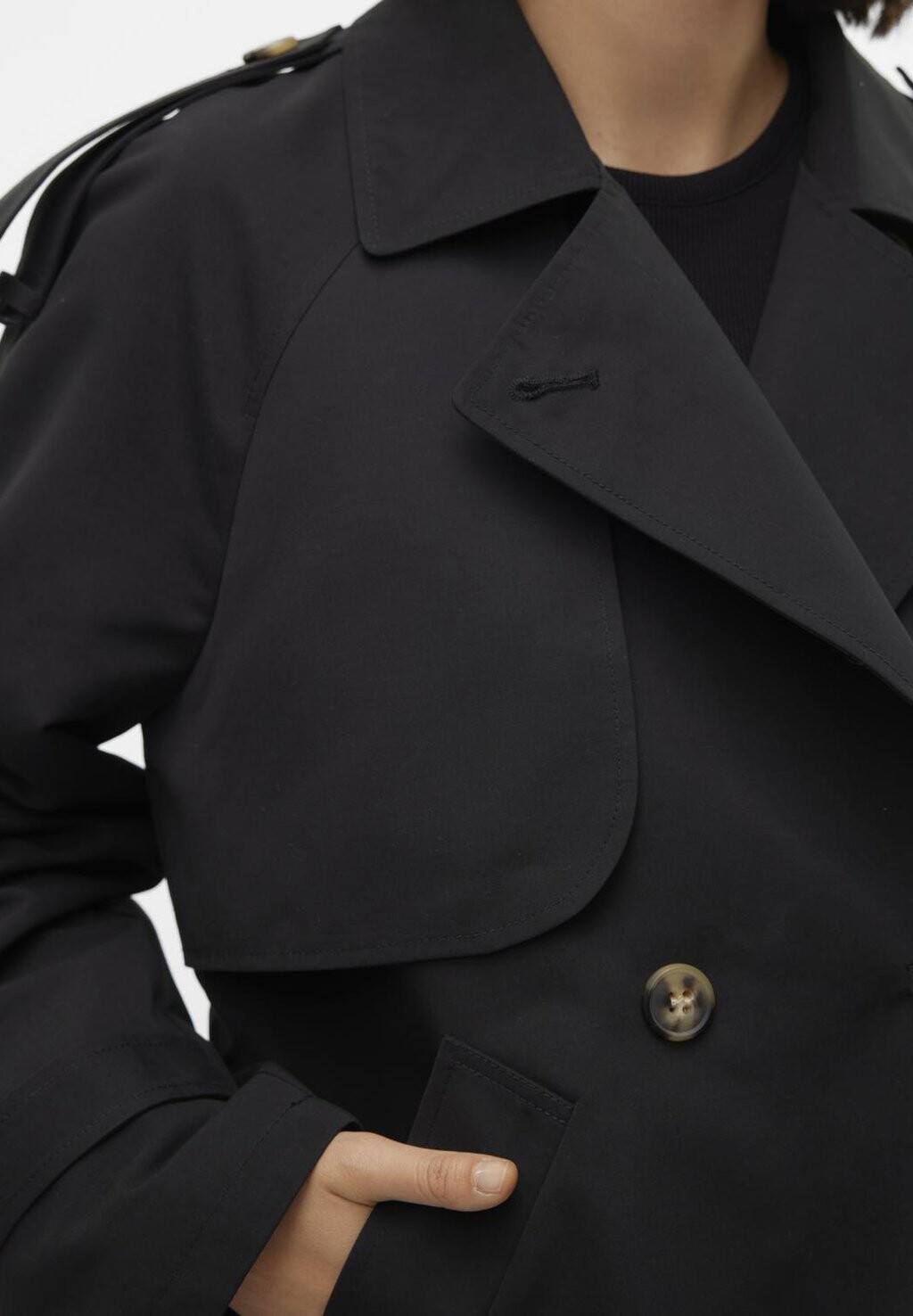 Легкая куртка VMCHLOE Vero Moda, черный
Легкая куртка VMCHLOE Vero Moda, черный