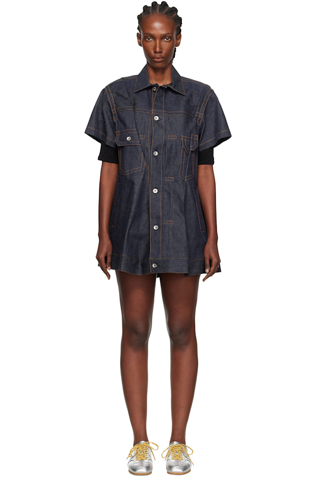 Sacai Мини-Платье из плиссированной джинсовой ткани темно-синего цвета
Sacai Мини-Платье из плиссированной джинсовой ткани темно-синего цвета