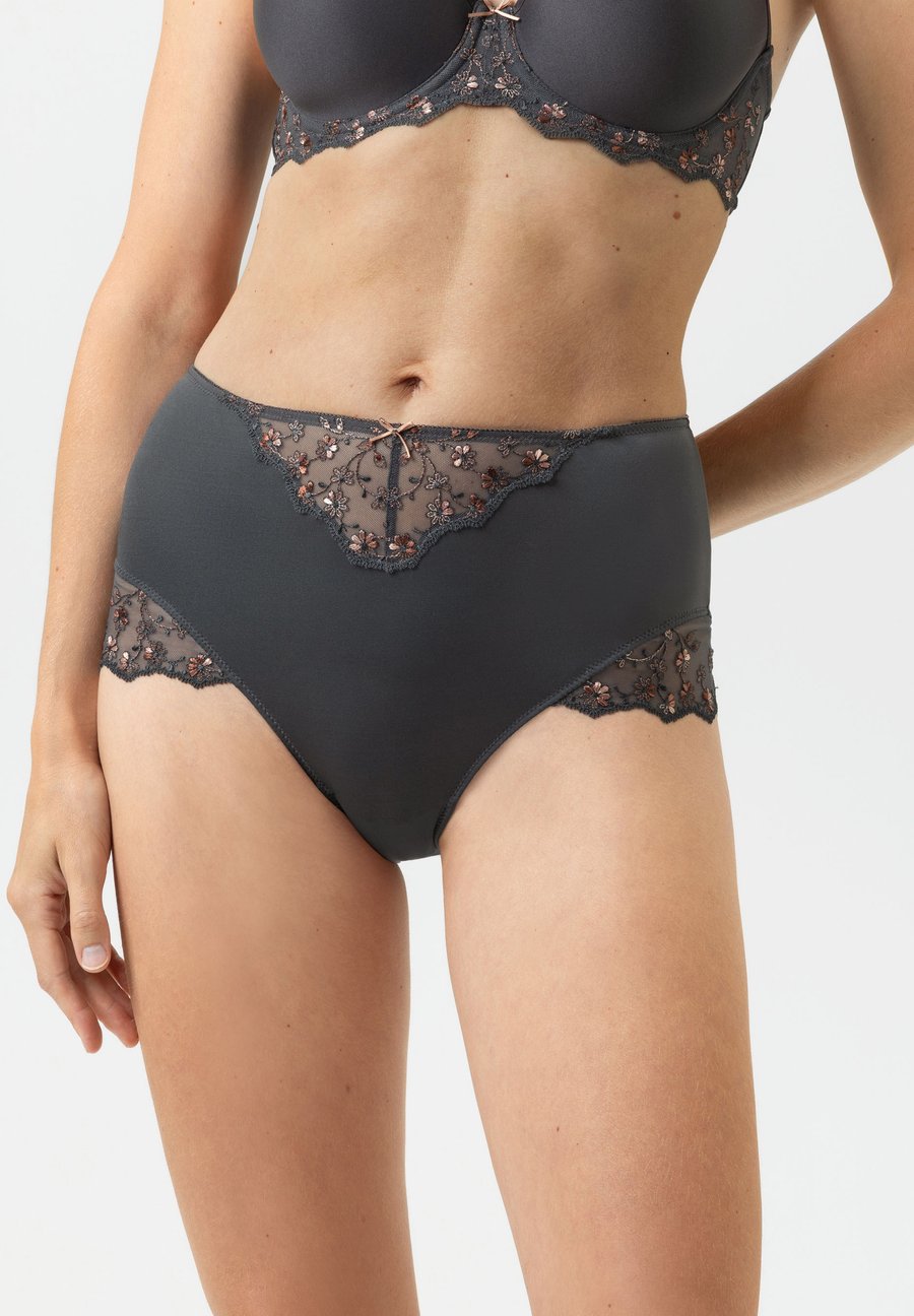 Брифы mey TAILLEN, Thunder Grey/Black
Брифы mey TAILLEN, Thunder Grey/Black