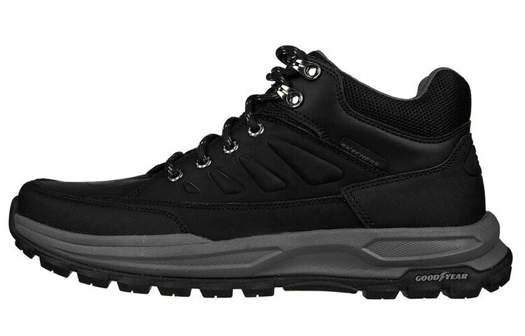 Мужские походные ботинки Zeller средней высоты
Мужские походные ботинки Zeller средней высоты