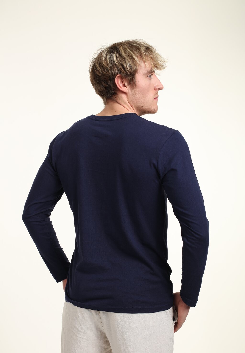 Топ с длинными рукавами Henry Tiger, темно-синий
Топ с длинными рукавами Henry Tiger, темно-синий