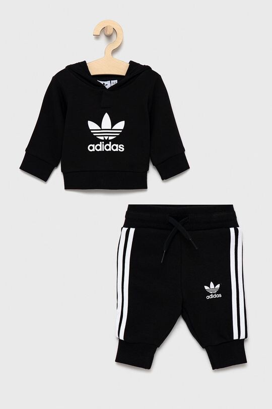 Детский спортивный костюм adidas Originals H25218, черный
Детский спортивный костюм adidas Originals H25218, черный